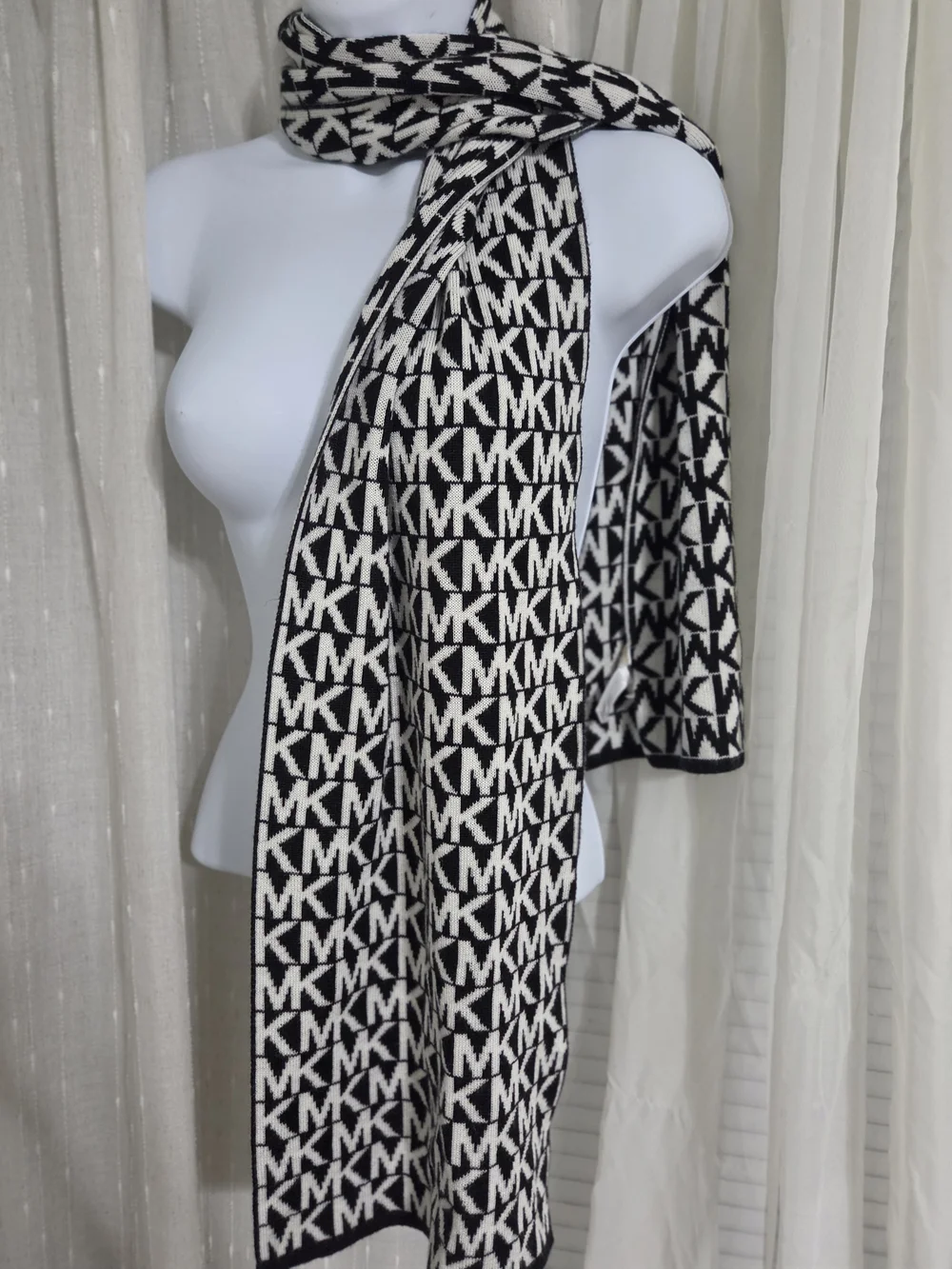 Michael Kors Black & White MK Logo Knit Scarf